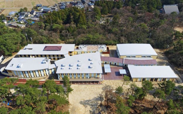 県立青少年教育施設 宿泊棟他